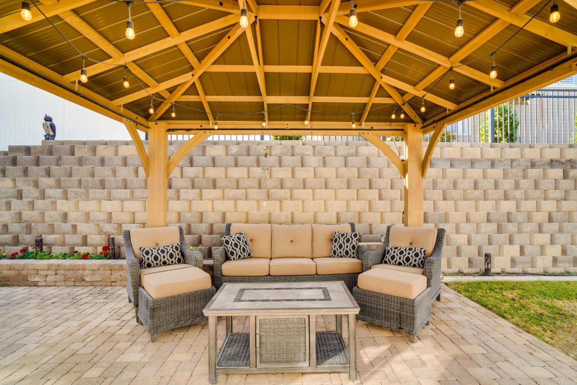 Contemporary Home With Grill Near Utah Lake! Saratoga Springs Exterior foto