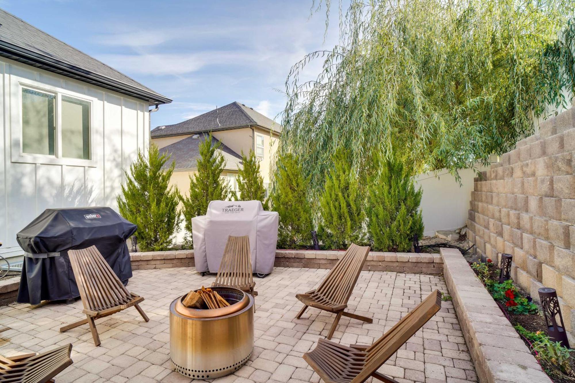 Contemporary Home With Grill Near Utah Lake! Saratoga Springs Exterior foto